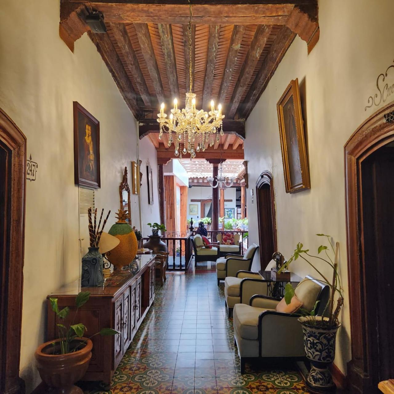 Hotel Casa Baez Patzcuaro Exterior photo