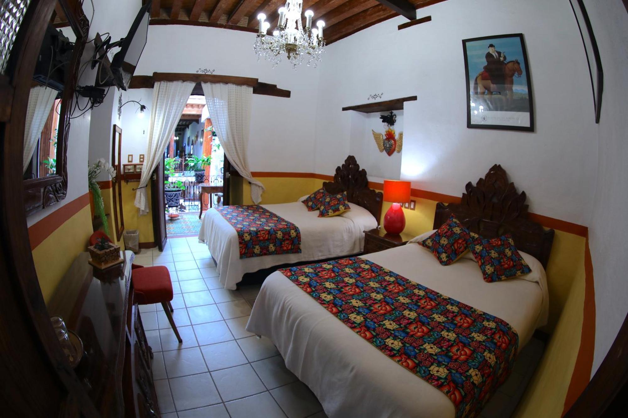 Hotel Casa Baez Patzcuaro Exterior photo