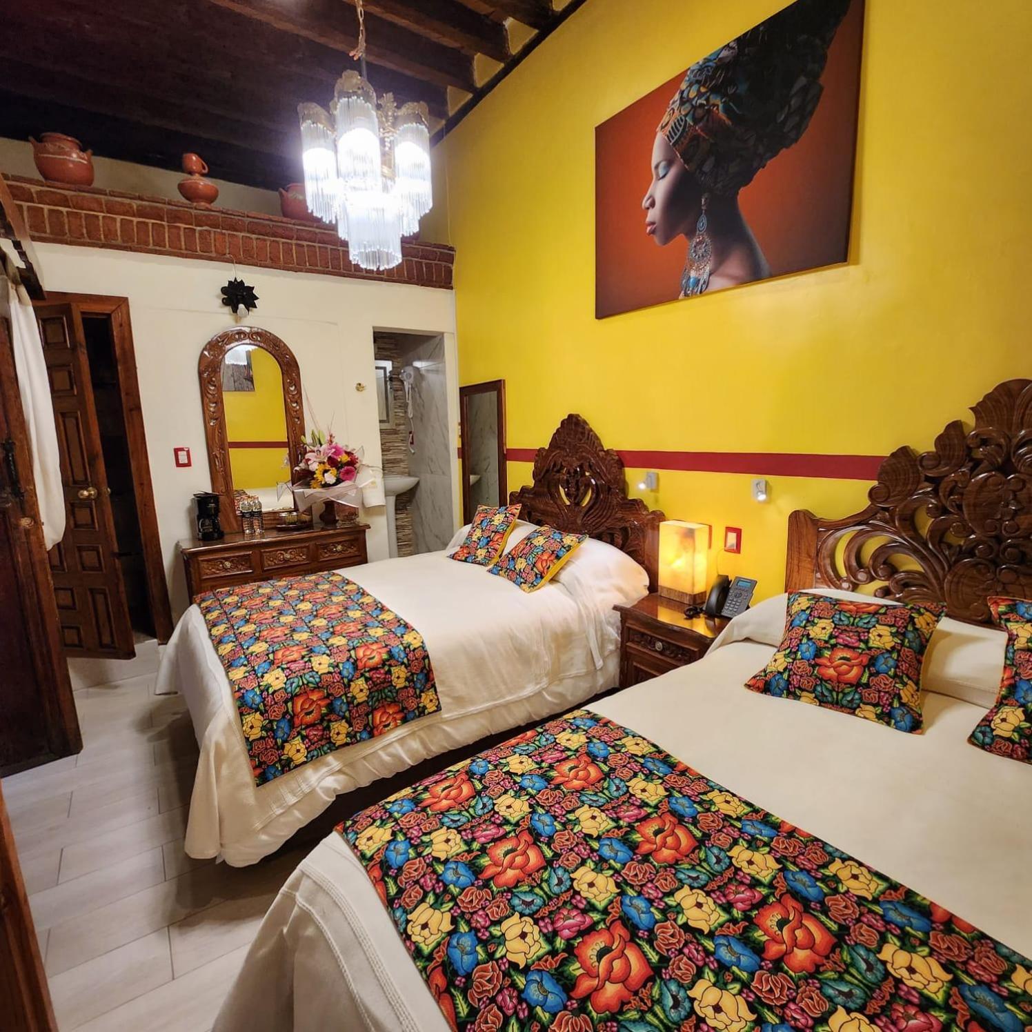 Hotel Casa Baez Patzcuaro Exterior photo