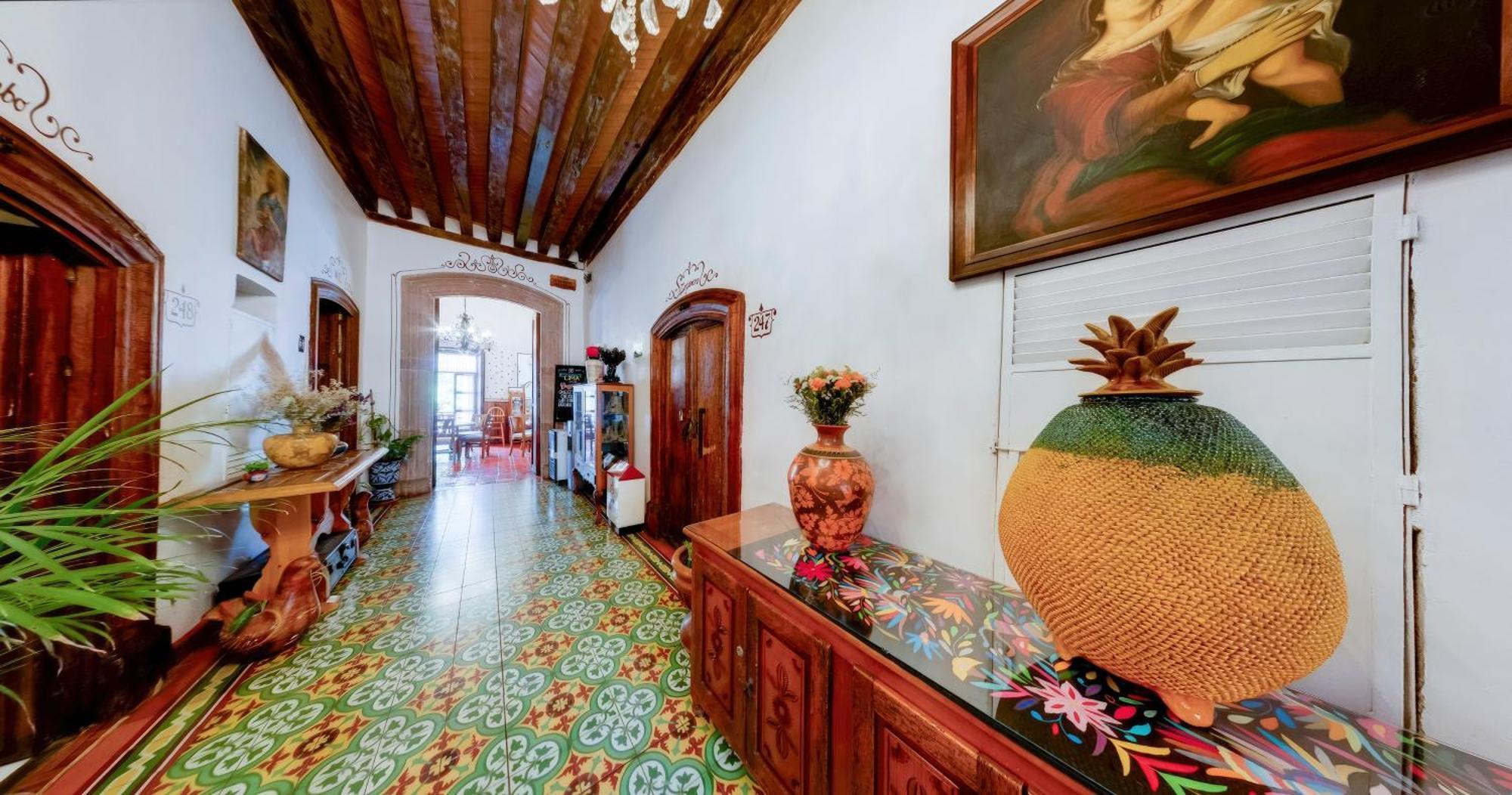 Hotel Casa Baez Patzcuaro Exterior photo